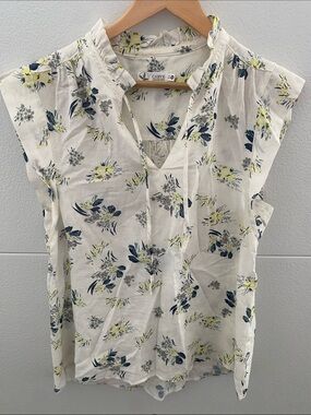Carve Designs Cream Floral Tie-Front Blouse with Navy and Yellow Accents